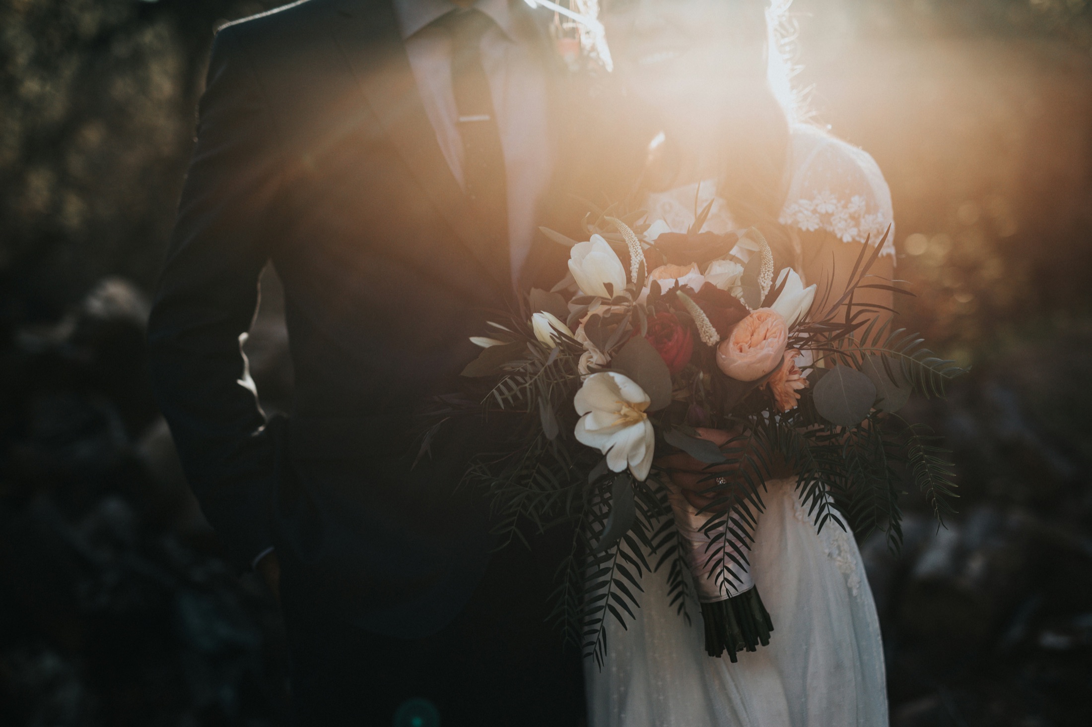 Ein Brautpaar bei seiner Hochzeit